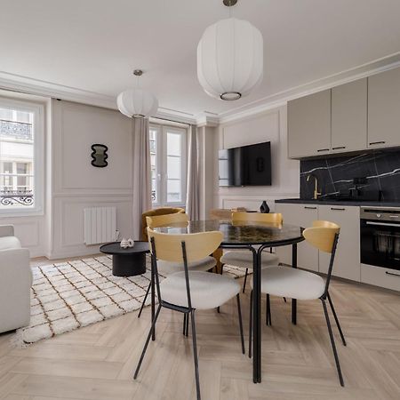 Poetic Stay - Saint Lazare Париж Экстерьер фото