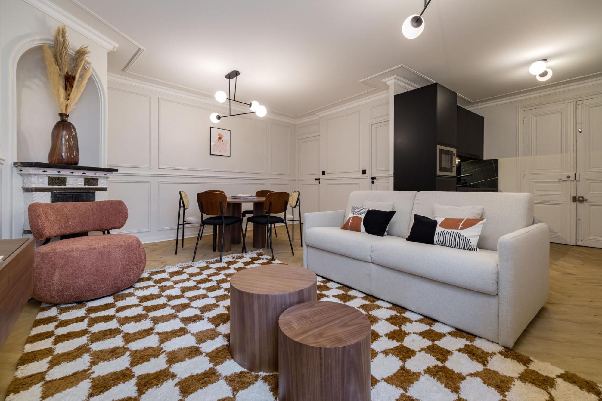 Poetic Stay - Saint Lazare Париж Экстерьер фото